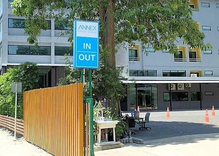 Hotel Annex Lumpini